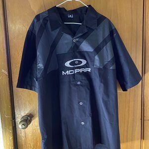 VINTAGE BLACK AND WHITE OAKLEY BUTTON UP